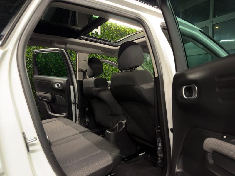 CITROEN C3 AIRCROSS SHINE 1.2 TURBO 130 Cv 1ERE MAIN TOIT OUVRANT BOITE AUTOMATIQUE - GARANTIE 1 AN