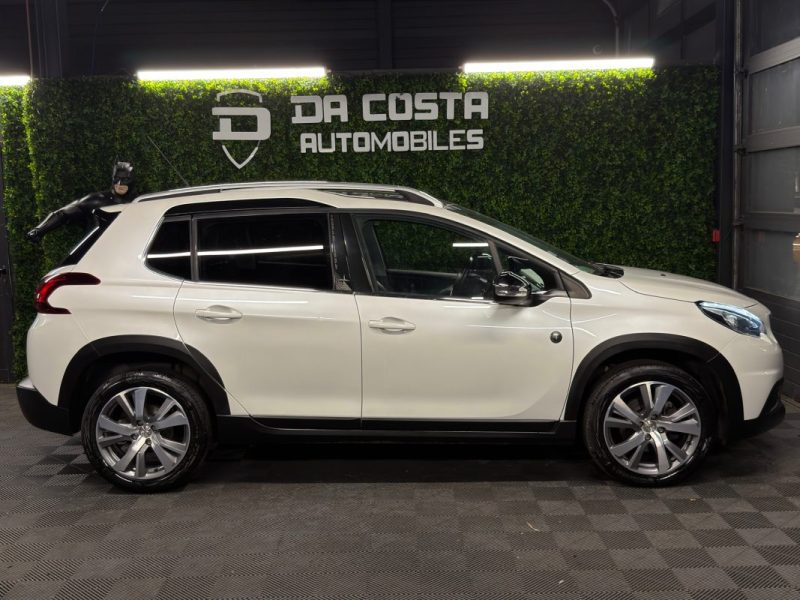 PEUGEOT 2008 CROSSWAY 1.2 TURBO 130 Cv 1ERE MAIN TOIT PANO APPLE CARPLAY & ANDROID - GARANTIE 1 AN