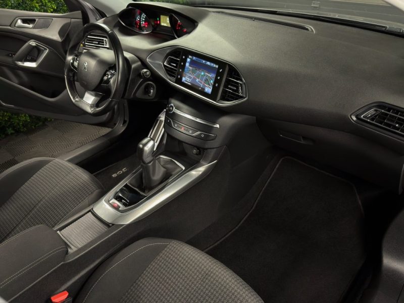 PEUGEOT 308 II STYLE 1.2 TURBO 110 Cv 1ERE MAIN / ECRAN TACTILE CRIT AIR 1 - GARANTIE 1 AN