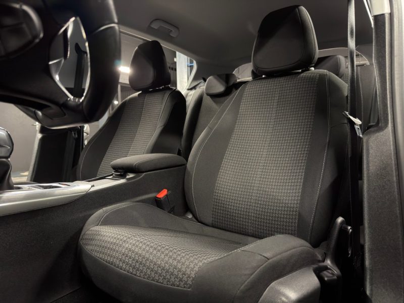 PEUGEOT 308 II STYLE 1.2 TURBO 110 Cv 1ERE MAIN / ECRAN TACTILE CRIT AIR 1 - GARANTIE 1 AN