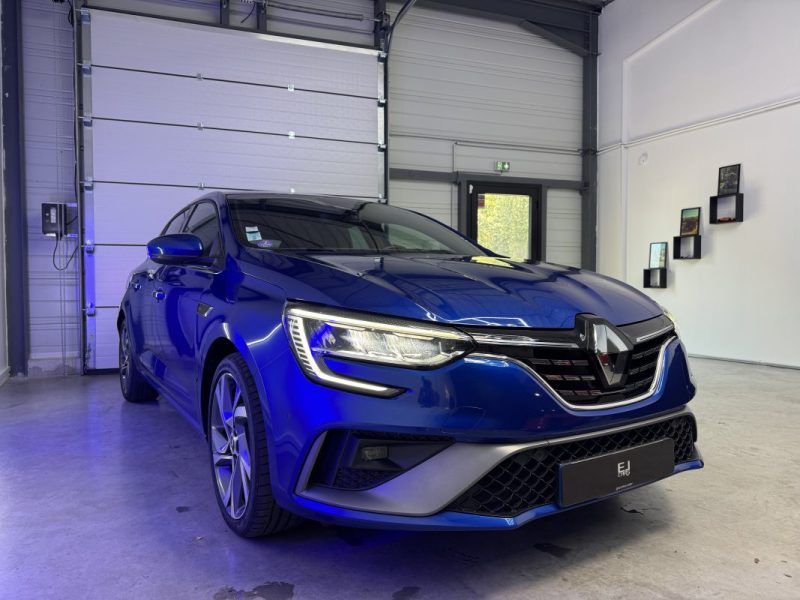 RENAULT MEGANE IV R.S LINE BVA 140ch - CarPlay / Sono Bose / Affichage tête haute - Garantie 12 mois