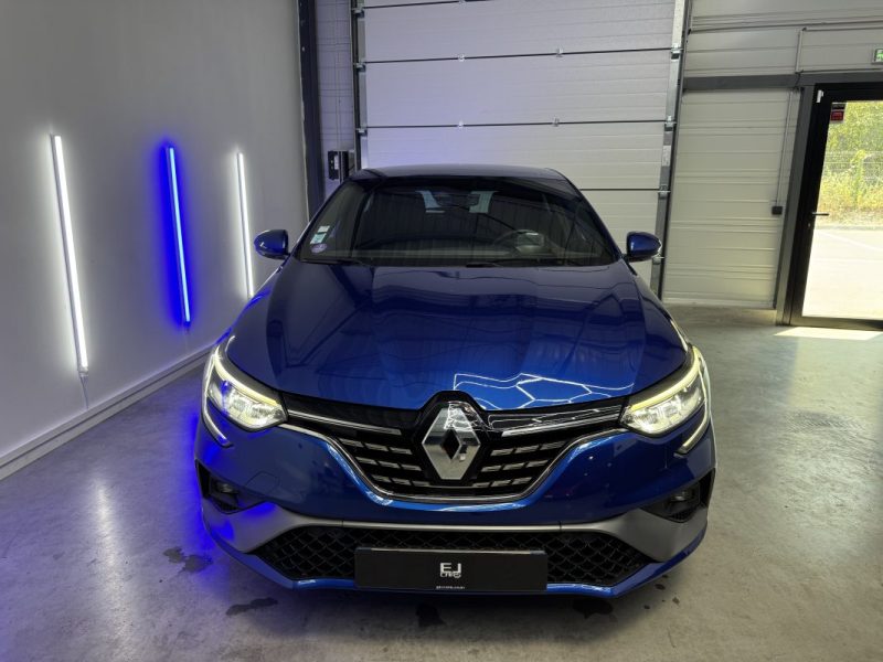 RENAULT MEGANE IV R.S LINE BVA 140ch - CarPlay / Sono Bose / Affichage tête haute - Garantie 12 mois