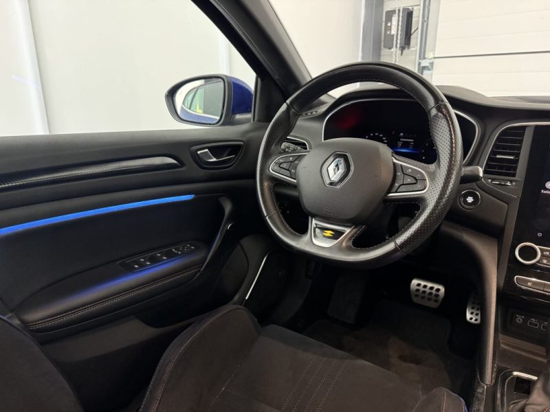 RENAULT MEGANE IV R.S LINE BVA 140ch - CarPlay / Sono Bose / Affichage tête haute - Garantie 12 mois