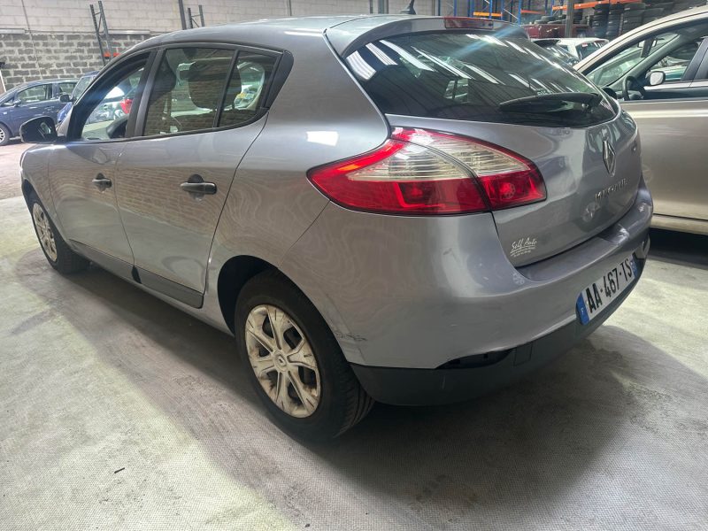 RENAULT MEGANEIII 1.5 DCI 85 AUTHENTIQUE 2009
