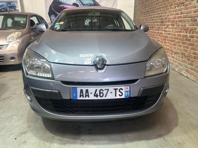RENAULT MEGANEIII 1.5 DCI 85 AUTHENTIQUE 2009