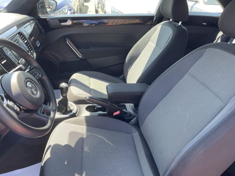VOLKSWAGEN BEETLE NEW BEETLE 1.2 TSI 105 COCCINELLE 2012
