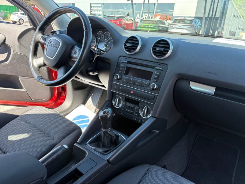 Audi A3 1,2 105 - carnet d'entretien disponible - Garantie 12 mois - 