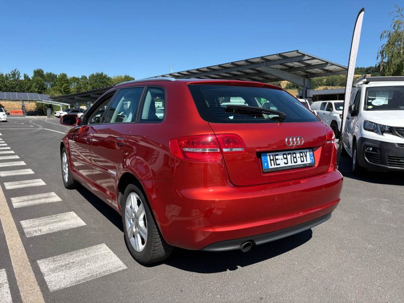 Audi A3 1,2 105 - carnet d'entretien disponible - Garantie 12 mois - 