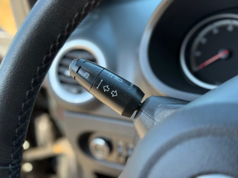 Opel Corsa 1.4 Twinport 100ch Graphite - Clim - Bluetooth - Révisée & Garantie 6 Mois