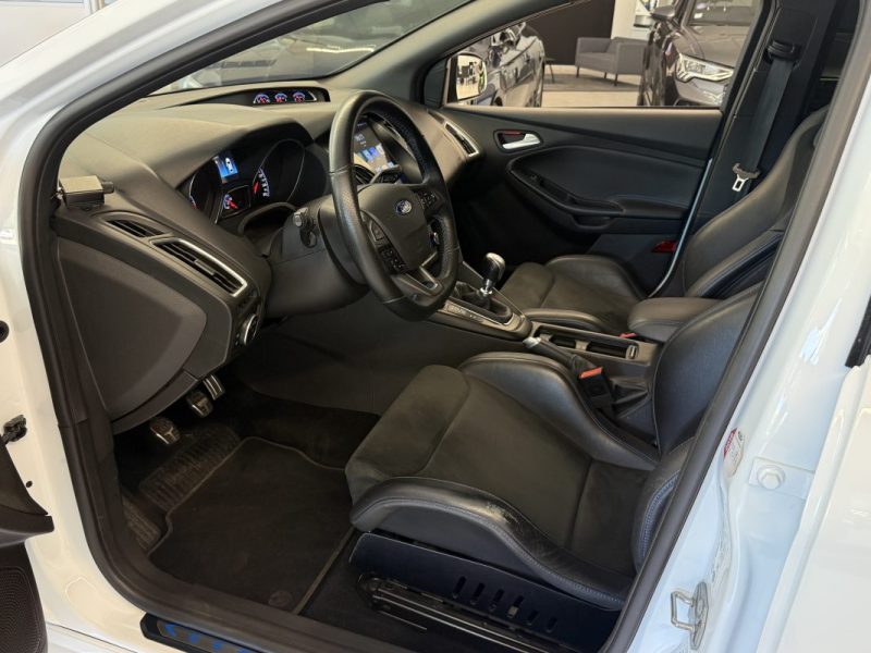FORD FOCUS MK3 RS 2.3 EcoBoost 350 ch RS - CARPLAY - RECARO - STAGE 2 