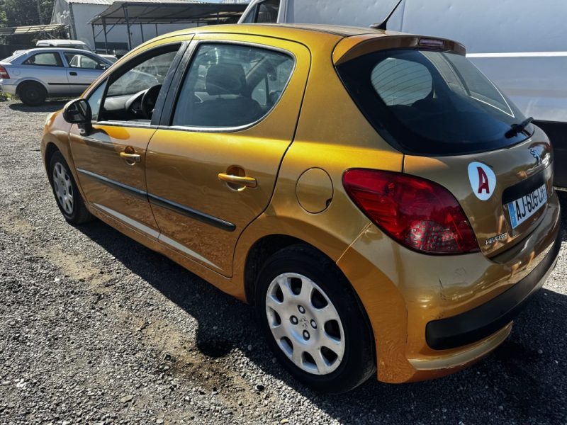PEUGEOT 207 1.4 HDI 70 PREMIUM 2007