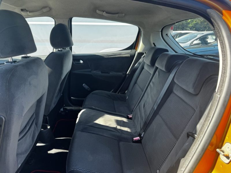 PEUGEOT 207 1.4 HDI 70 PREMIUM 2007