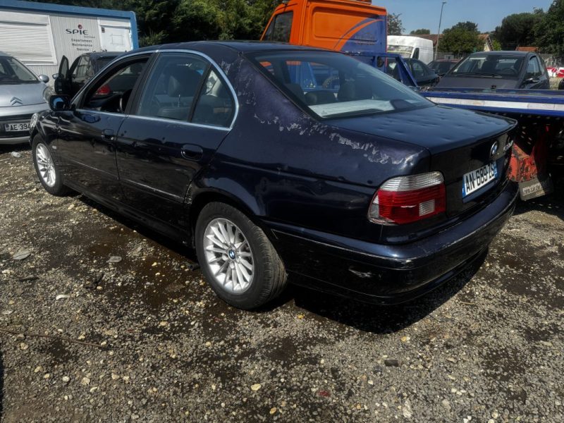 B.M.W. SERIE 5 530D PREFERENCE 2001