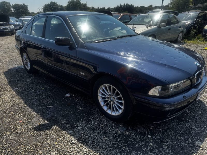 B.M.W. SERIE 5 530D PREFERENCE 2001