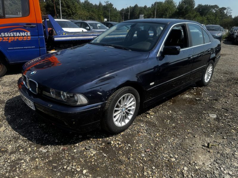 B.M.W. SERIE 5 530D PREFERENCE 2001