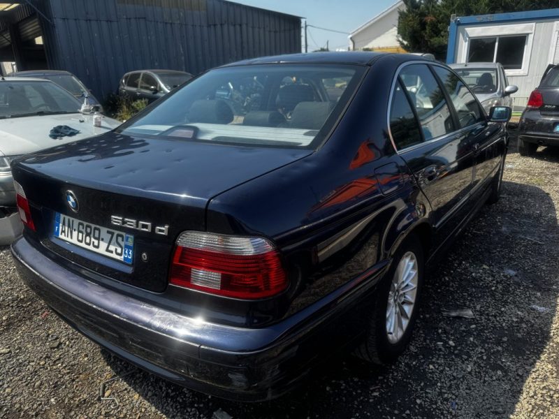 B.M.W. SERIE 5 530D PREFERENCE 2001