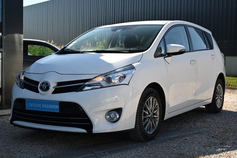 TOYOTA VERSO 1.8 VVTI 147ch DYNAMIC CVT 11/2017