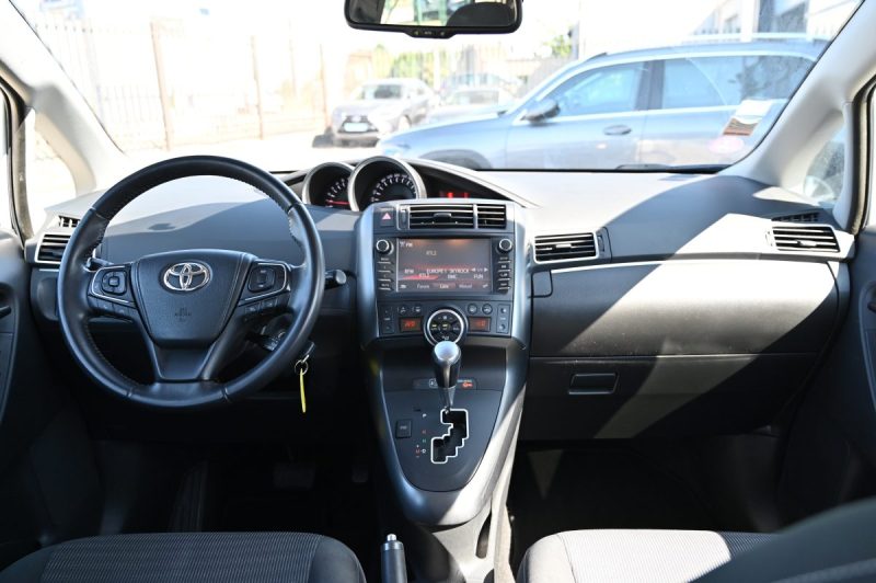 TOYOTA VERSO 1.8 VVTI 147ch DYNAMIC CVT 11/2017