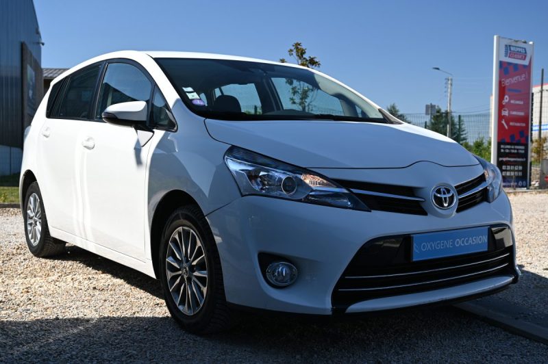 TOYOTA VERSO 1.8 VVTI 147ch DYNAMIC CVT 11/2017