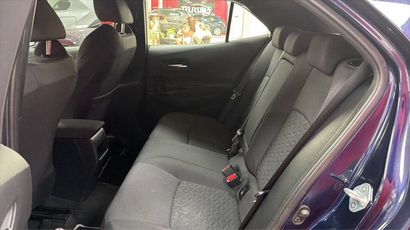 TOYOTA COROLLA BERLINE HYBRIDE 1.8 DYNAMIC BUSINESS 122cv/1 ERE MAIN/TVA RECUPERABLE