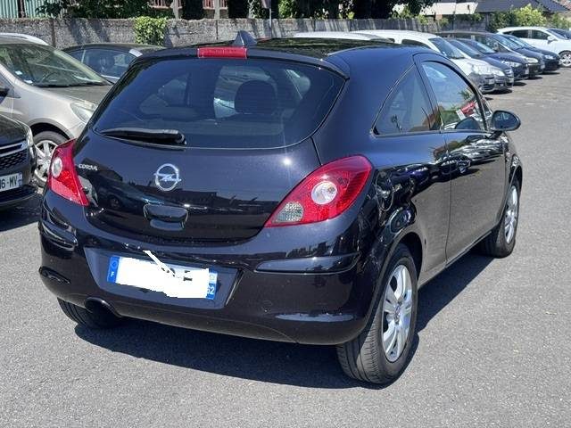 OPEL CORSA 1.4 TWINPORT 100 GRAPHITE DISTRIBUTION PAR CHAINE