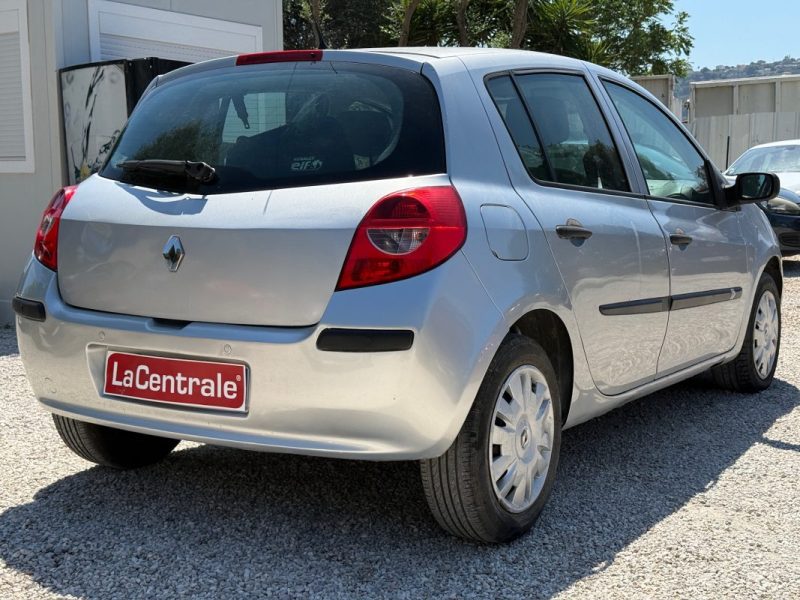 RENAULT CLIO III AUTHENTIQUE 2007