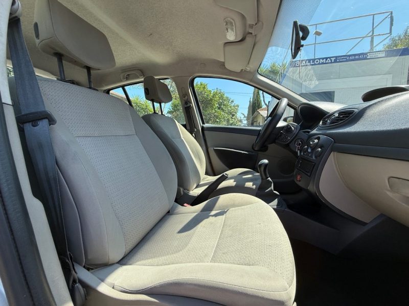 RENAULT CLIO III AUTHENTIQUE 2007