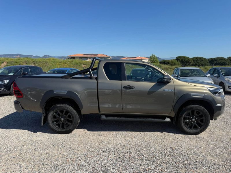 TOYOTA HILUX 2.8 D-4D X-TRA CABINE LOUNGE 4WD BVA MC20 2021