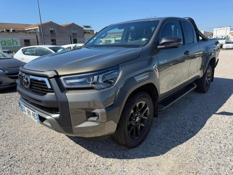 TOYOTA HILUX 2.8 D-4D X-TRA CABINE LOUNGE 4WD BVA MC20 2021