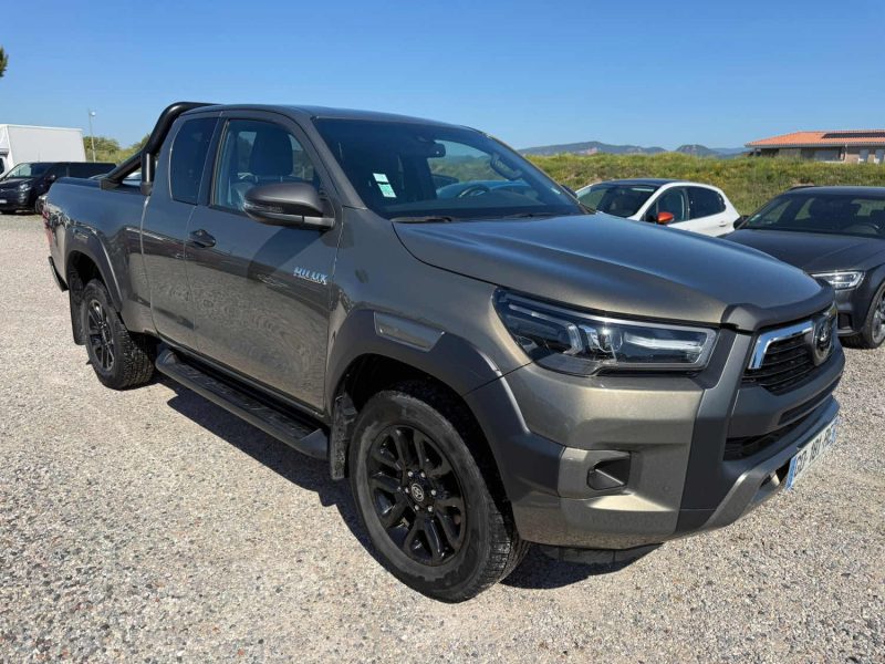 TOYOTA HILUX 2.8 D-4D X-TRA CABINE LOUNGE 4WD BVA MC20 2021