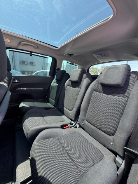 PEUGEOT 5008 7PLACES 1.6 BLUE HDI 120 CV ALLURE 2015 GARANTIE 