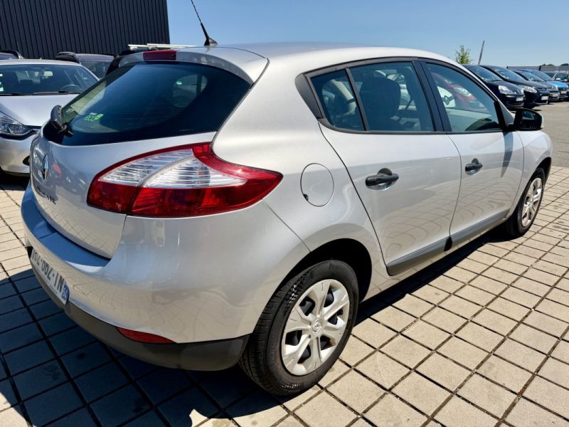 RENAULT MEGANEIII 1.6I 110CH BIOETHANOL ECO2 AUTHENTIQUE  2012