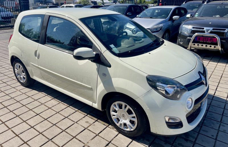 RENAULT TWINGO II 1.2 75 ACCESS 2012