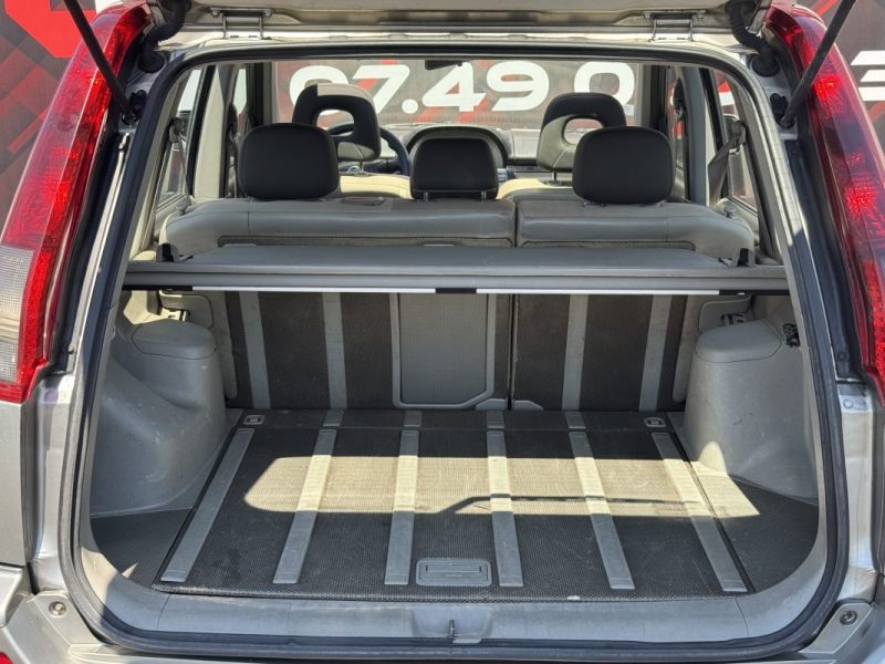 NISSAN X-TRAIL 2.2 DI 4X4 2184CM3 114CV  2003