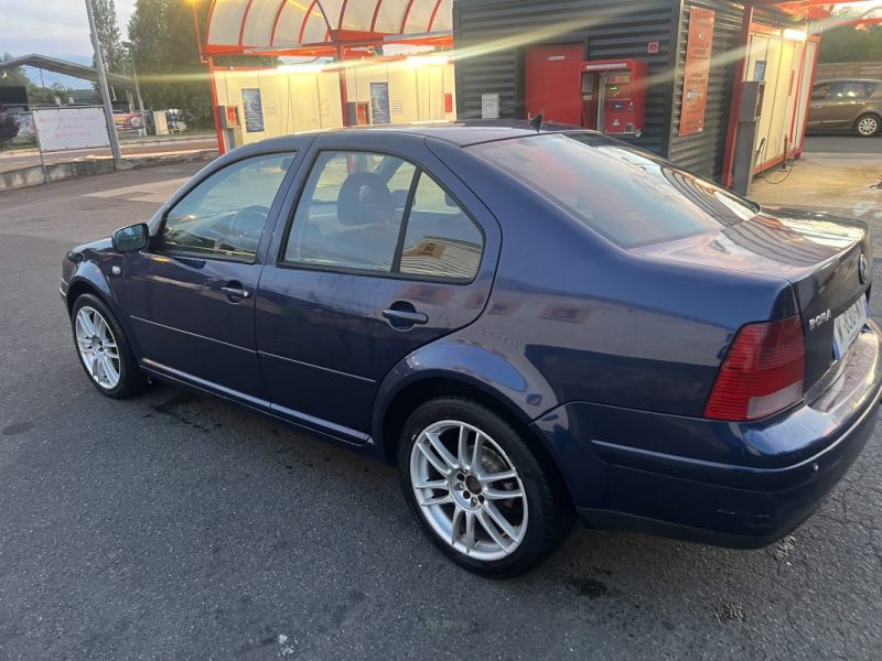 VOLKSWAGEN BORA TDI 130 2002