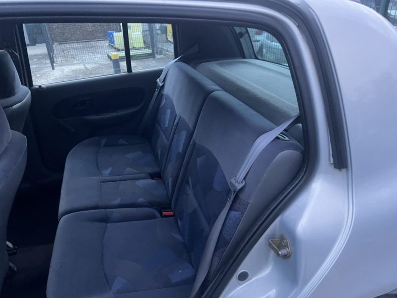 JOLIE RENAULT CLIO II 1.6 RXE BOITE AUTOMATIQUE