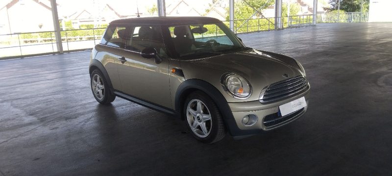 MINI COOPER D 1.6 DIESEL 110 CV AN 2009 150 KM PROPRE