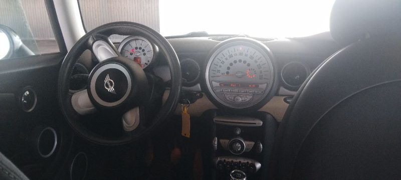MINI COOPER D 1.6 DIESEL 110 CV AN 2009 150 KM PROPRE