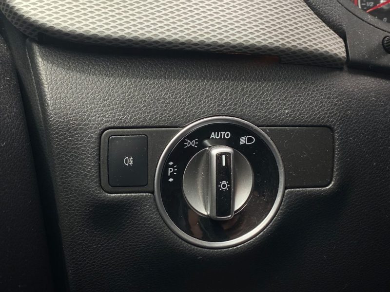 MERCEDES CLASSE B B200 CDI 136 BUSINESS 2015