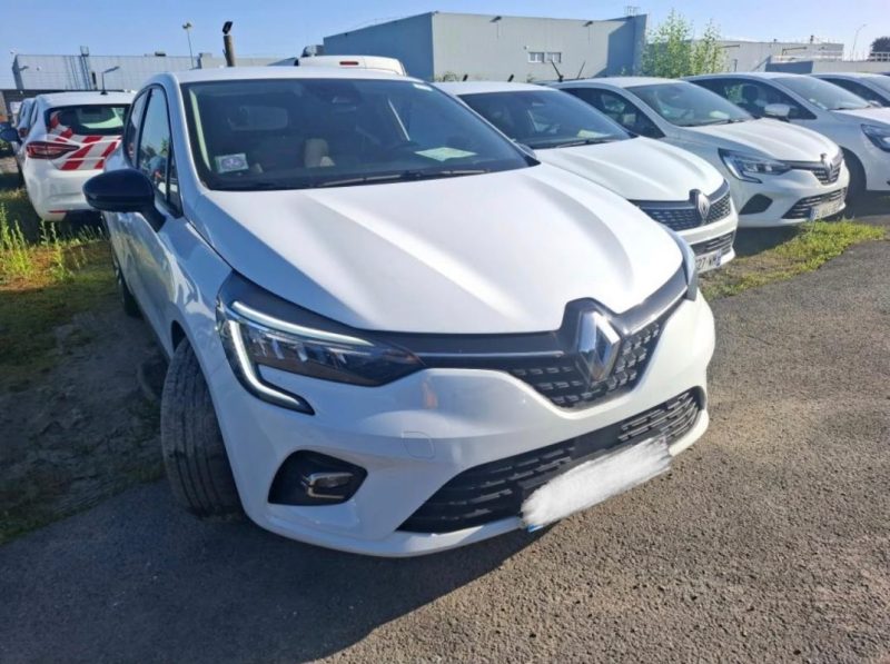 RENAULT CLIO 5 EVOLUTION 1.0 SCE 65 22695 KM 2023