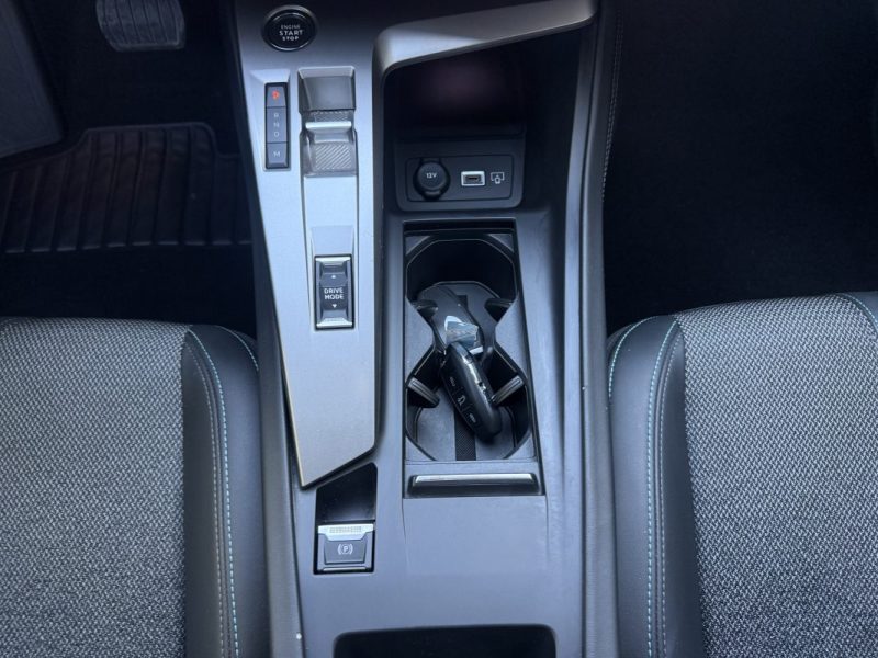 PEUGEOT 308 1.5 BLUEHDI 130  EAT8 ALLURE  2023