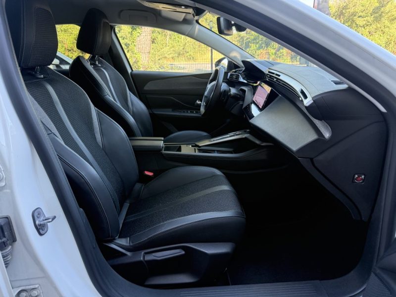PEUGEOT 308 1.5 BLUEHDI 130  EAT8 ALLURE  2023