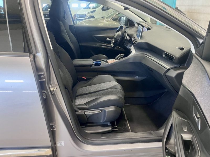 PEUGEOT 5008 II 1.5 Bluehdi130ch Allure Business EAT8 7 Places