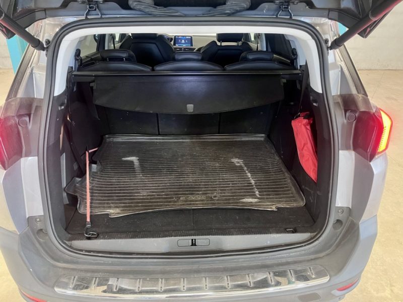 PEUGEOT 5008 II 1.5 Bluehdi130ch Allure Business EAT8 7 Places