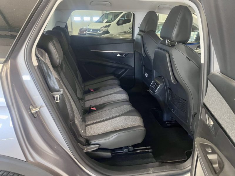 PEUGEOT 5008 II 1.5 Bluehdi130ch Allure Business EAT8 7 Places