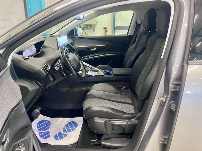 PEUGEOT 5008 II 1.5 Bluehdi130ch Allure Business EAT8 7 Places