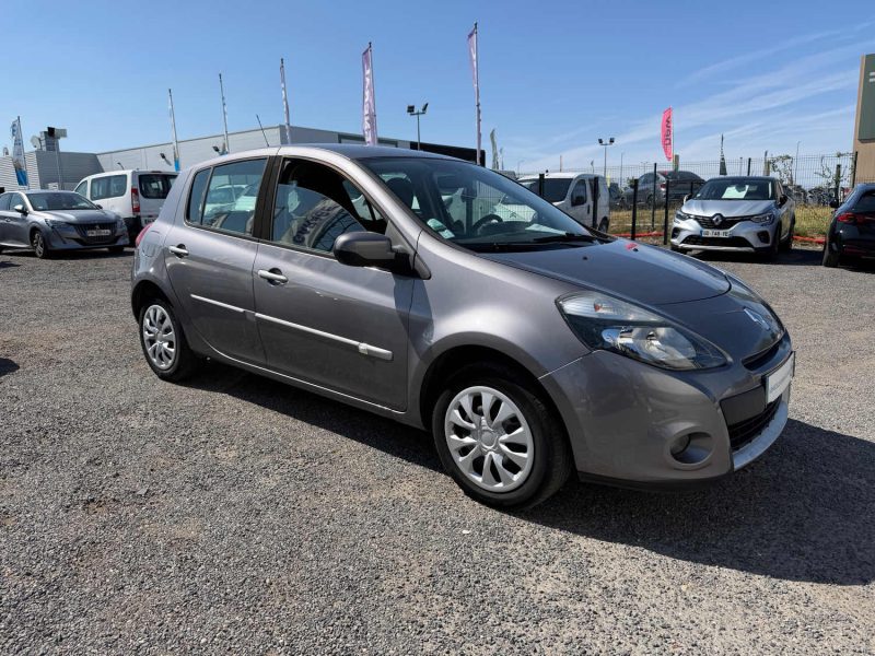 RENAULT CLIO III 1.5DCI 70 