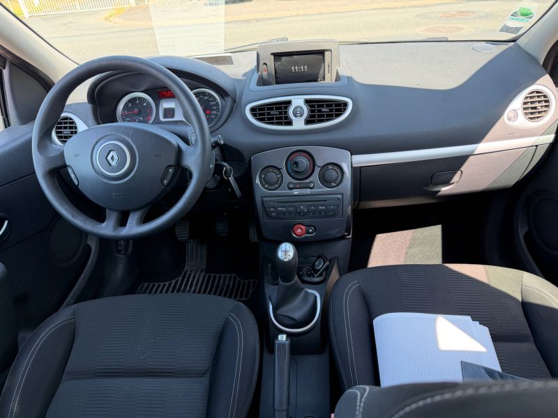 RENAULT CLIO III 1.5DCI 70 