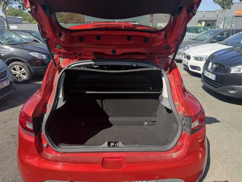 RENAULT CLIO IV TCE 120 cv  - GARANTIE 12 mois - INTENS - Boite Automatique