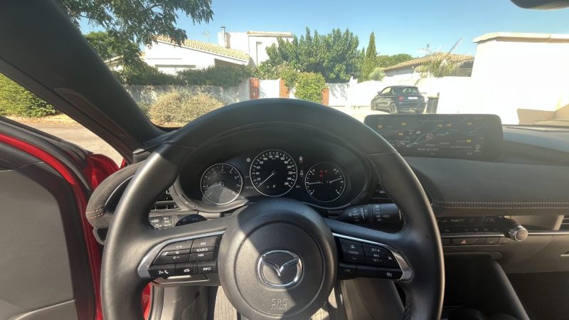 MAZDA 3 2.0 E-SKYACTIV-X 186 HOMURA BOSE ATTELAGE BA 2024